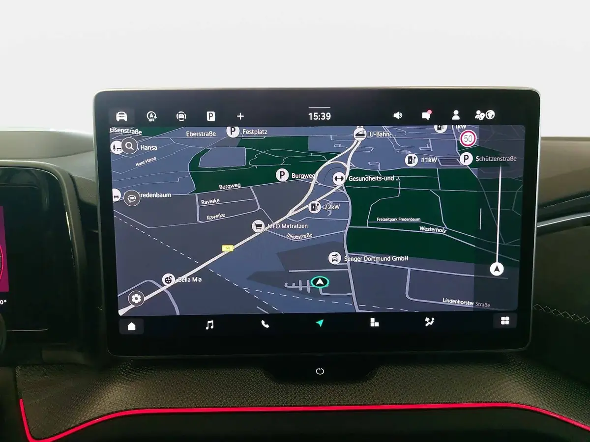 SKODA KODIAQ 1.5 TSI DSG SPORTLINE NAVI LED ACC PANO WINTER AHK