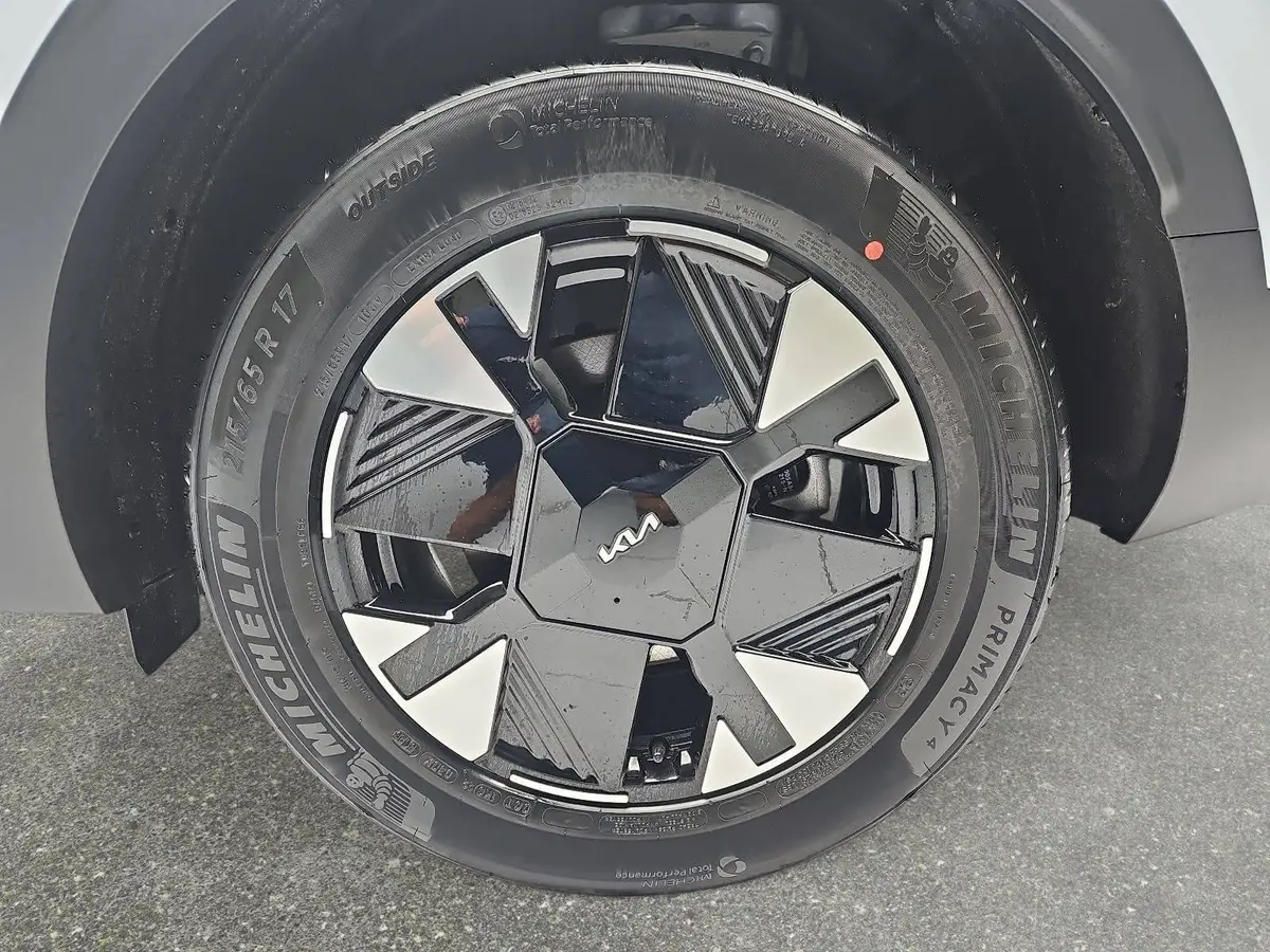 KIA SPORTAGE 1.6 T-GDI 150 2WD DCT VISION MJ26 KOMFORT