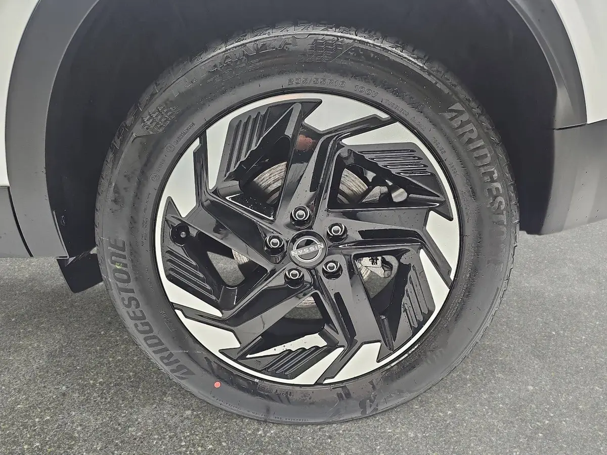 NISSAN QASHQAI 1.3 DIG-T MHEV AUTO. MJ27 N-CONNECTA WINTER EL-HECKKLAPPE PANO