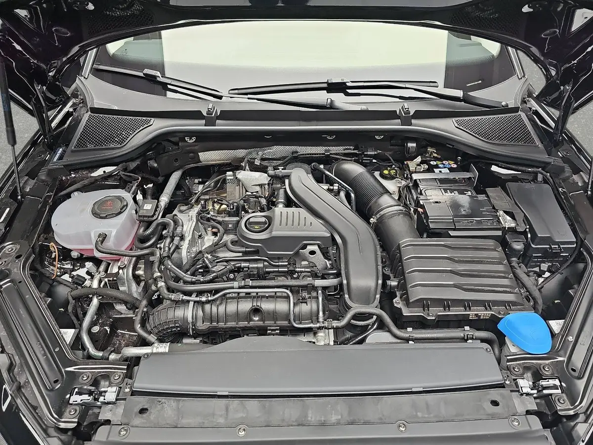 SKODA OCTAVIA COMBI 1.5 TSI DSG SELECTION LED AUDIO WINTER EL.HECKKL. 