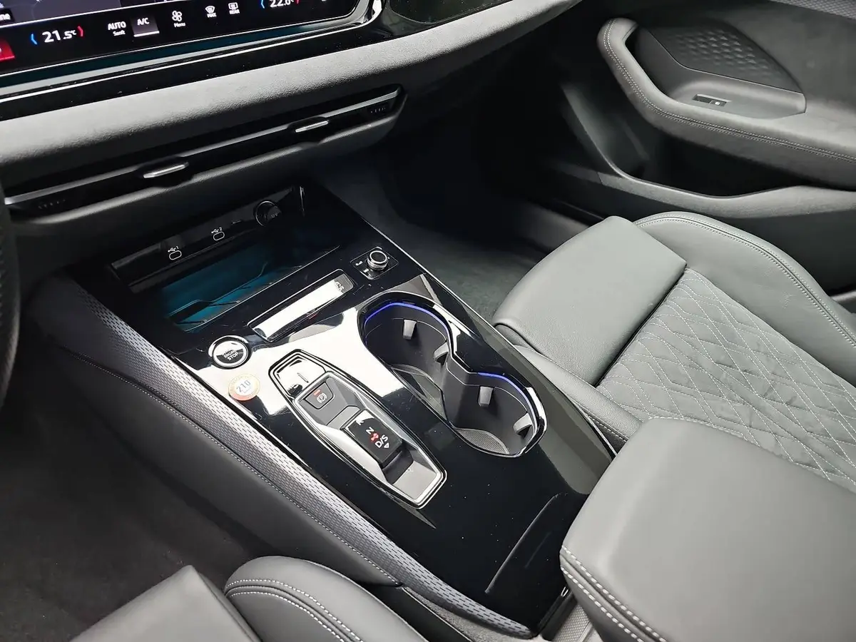 AUDI A5 AVANT 2.0 TFSI S-TRONIC S-LINE NAVI LED-MATRIX TEC