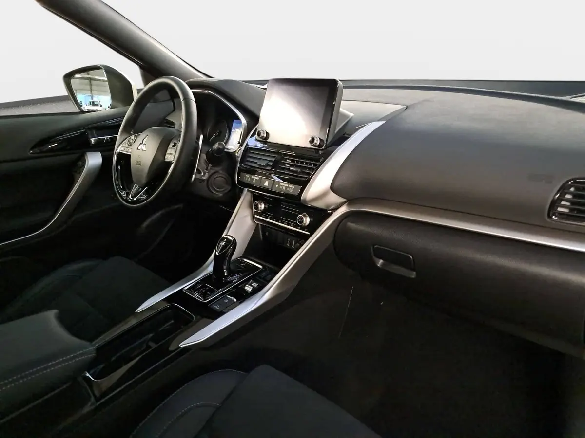 MITSUBISHI ECLIPSE CROSS 2.4 MIVEC PHEV CVT SELECT NAVI LED STANDH. 360° LM