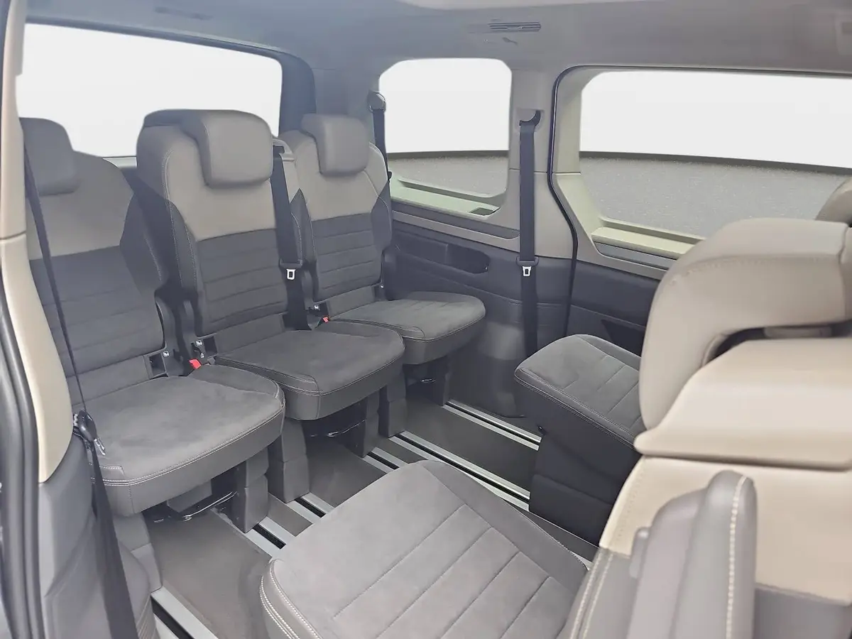 VW T7 MULTIVAN 2.0 TDI DSG EDITION ACC AHK