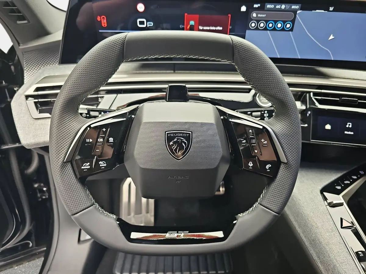 PEUGEOT 5008 1.2 HYBRID 145 E-DSC6 GT KLIMA LED 7-S DAB 360° AH