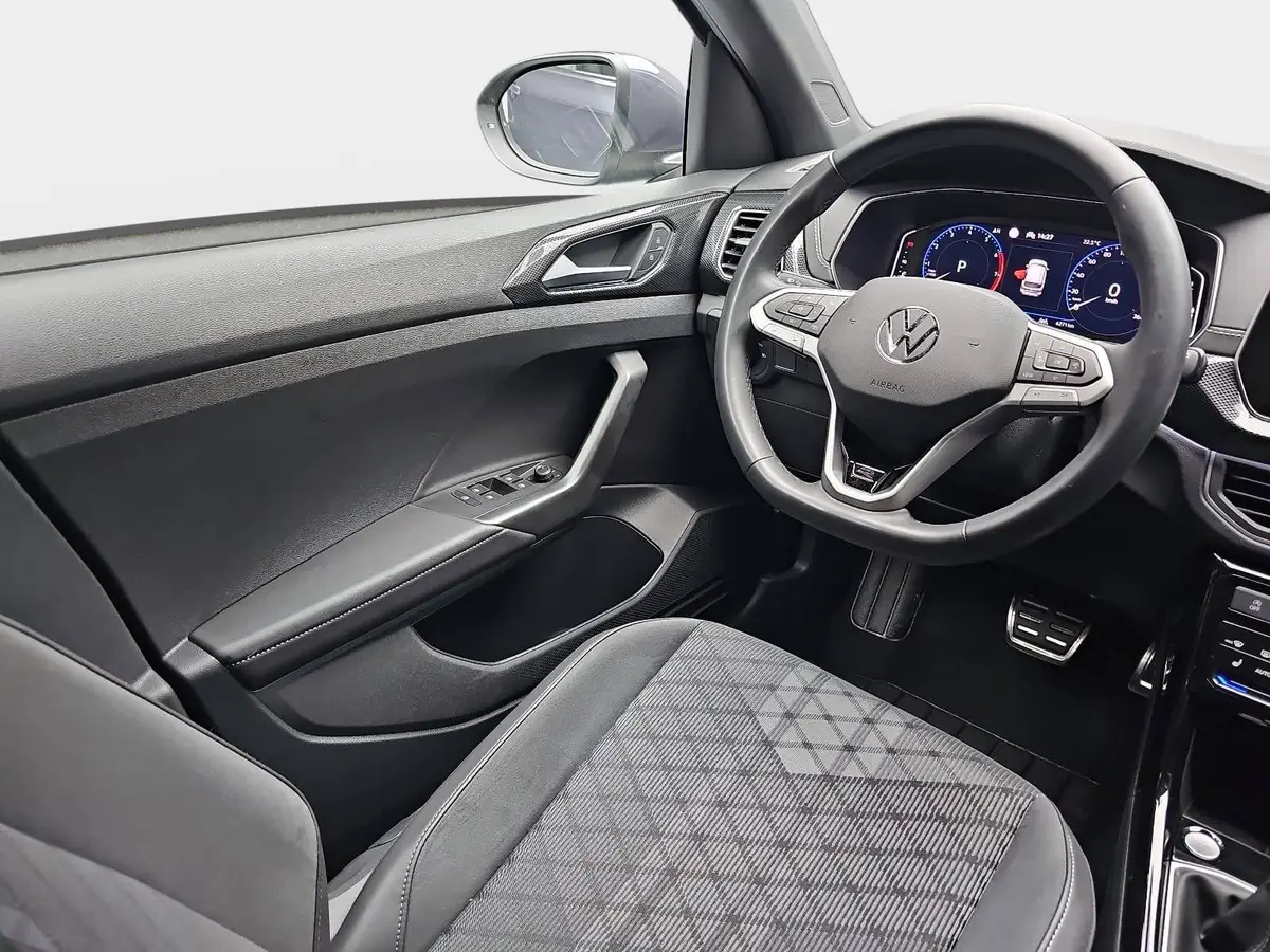 VW T-CROSS 1.0 TSI DSG R-LINE NAVI LED KAMERA LM