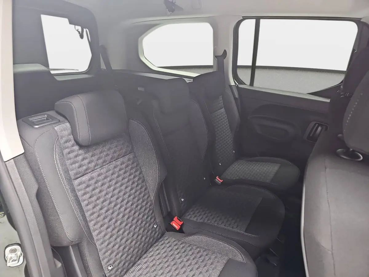 PEUGEOT RIFTER BLUEHDI 130 CV EAT8 GT L2 7-S LED AHK
