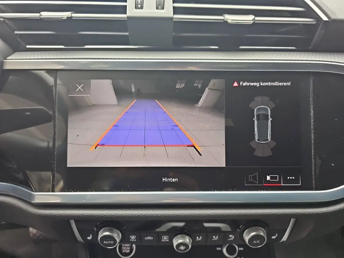 AUDI Q3 35 TFSI S-TRONIC S LINE LED KAMERA LM