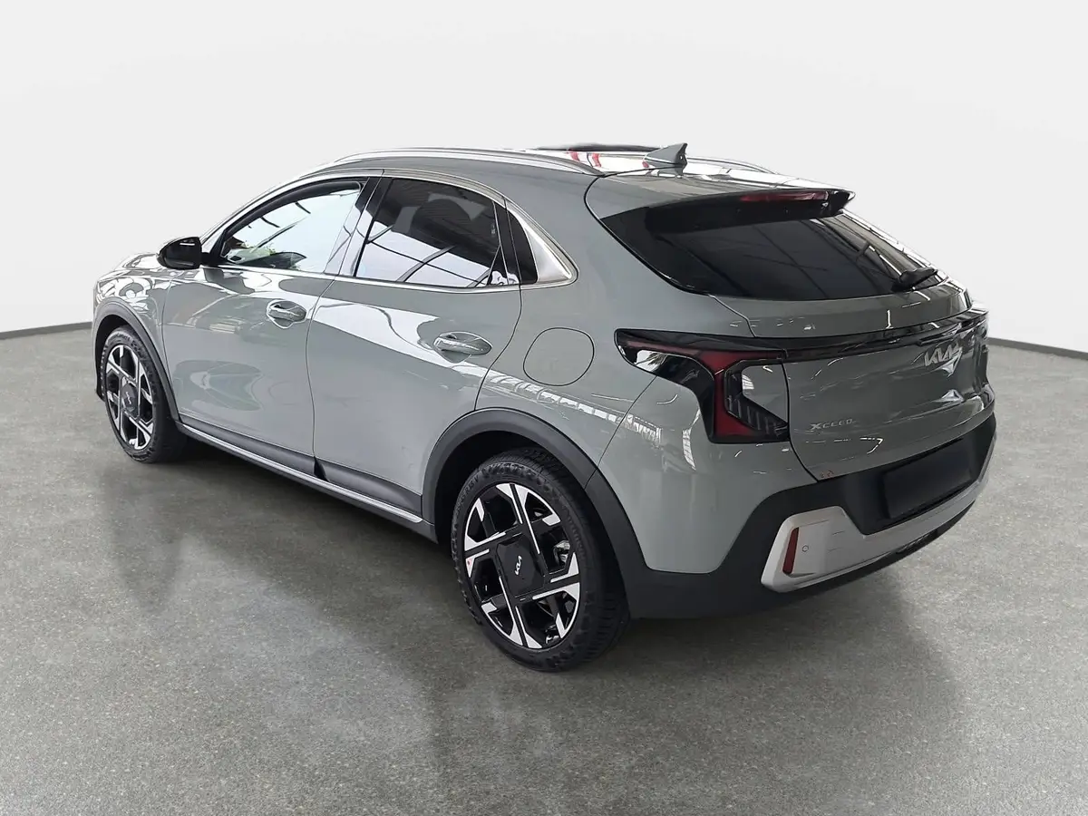 KIA XCEED 1.6 T-GDI 180 DCT SPIRIT MJ27 SOUND SITZ ADVANCED GLASDACH