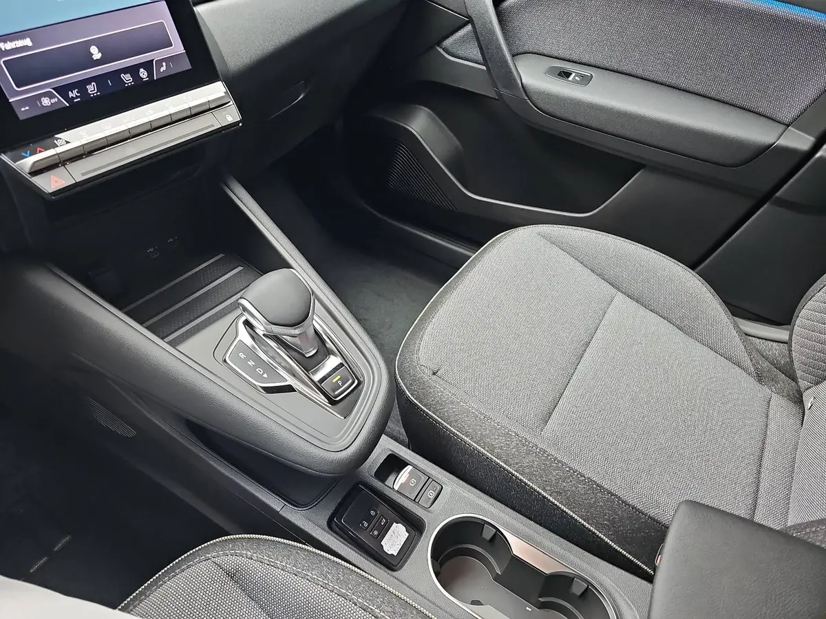 RENAULT CAPTUR II 1.3 TCE 160 EDC TECHNO LED KLIMA DAB KAMERA LM1