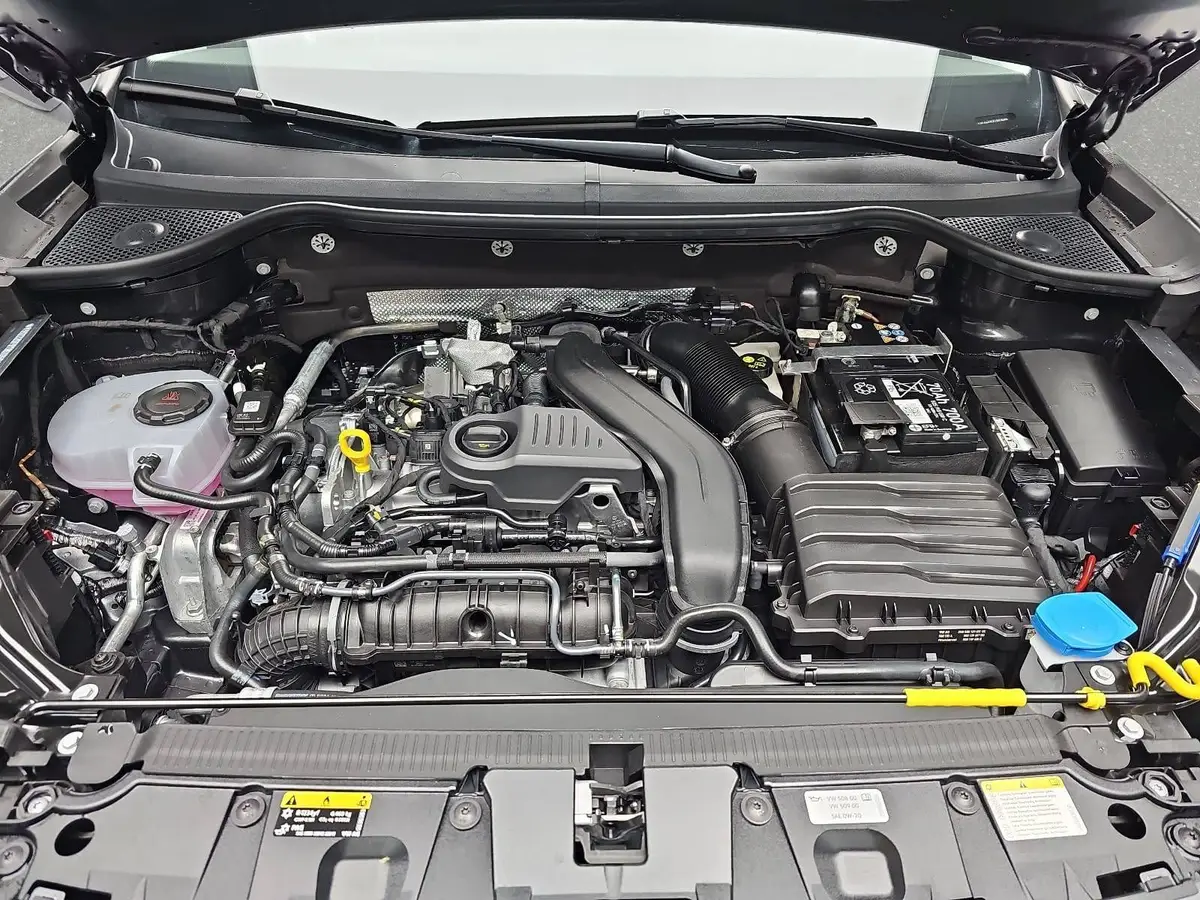 CUPRA ATECA 1.5 TSI DSG NAVI LED ACC PANO EL.HECKKLAPPE KAMERA