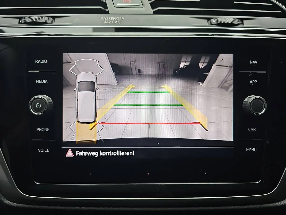 VW TOURAN 1.5 TSI DSG COMFORTLINE NAVI LED ACC 7-S AHK LM