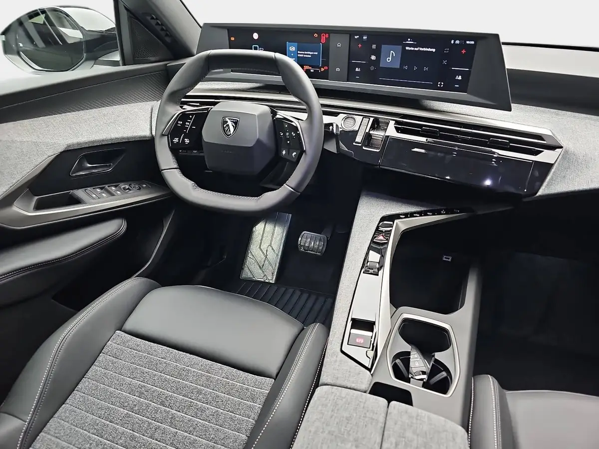 PEUGEOT 3008 1.2 HYBRID 145 E-DSC6 ALLURE LED DAB WINTER AHK LM