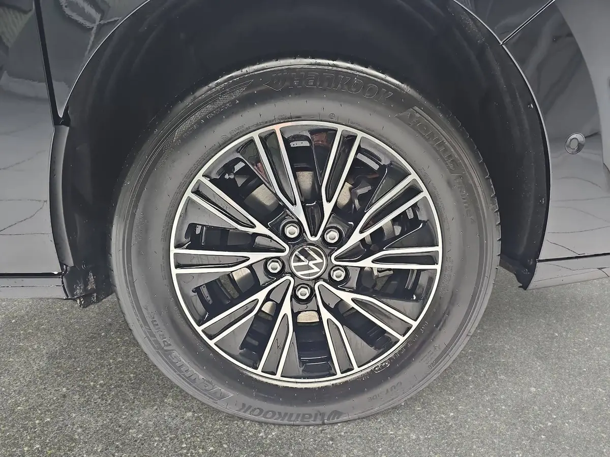 VW T7 MULTIVAN 2.0 TDI DSG LIFE P-ASSIST AHK