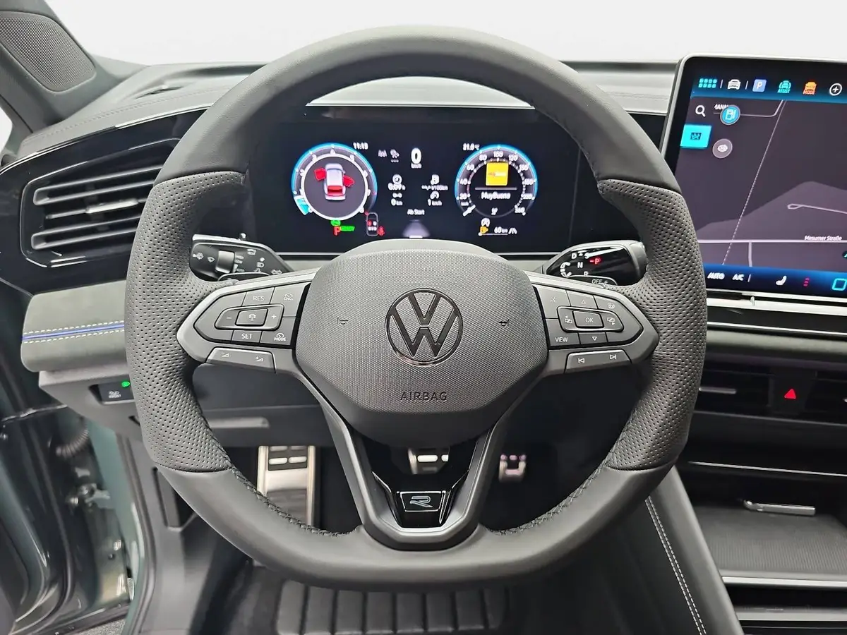 VW TIGUAN 1.5 ETSI DSG R-LINE NAVI LED PANO