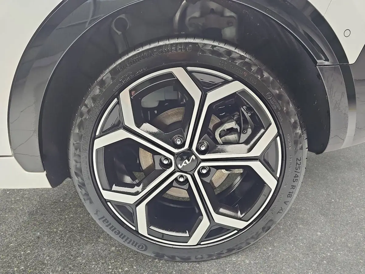 KIA NIRO 1.6 GDI PLUG-IN-HYBRID DCT SPIRIT LM18" TECHNOLOGIE NAVI LED WINTER KAMERA LM18