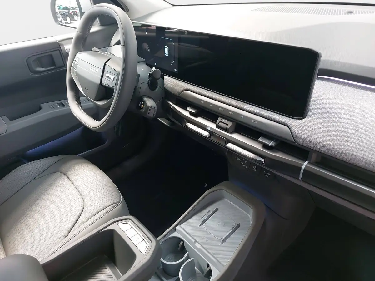 KIA EV3 81.4 KWH EARTH MJ26 WINTER-CONNECT BUSINESS UPGRADE DRIVEWISE-PARK