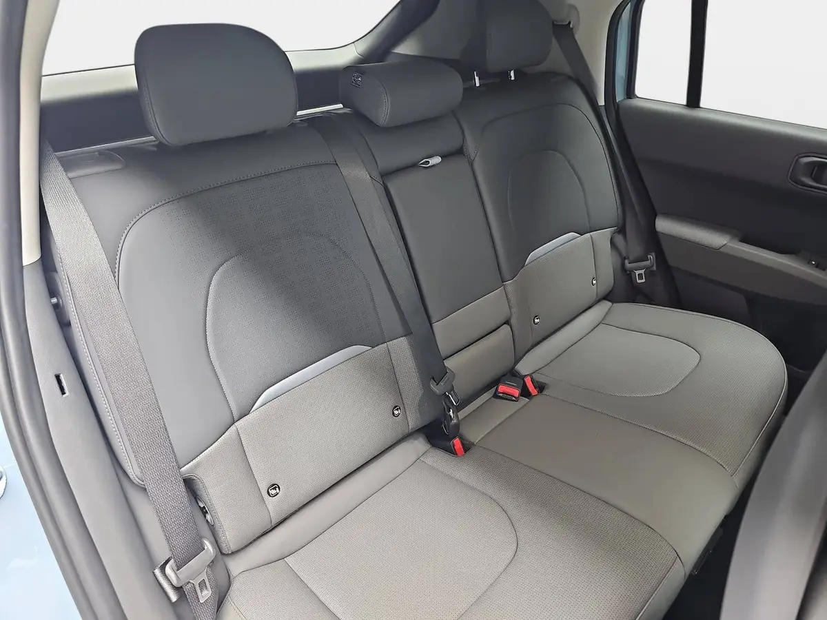 KIA EV3 81.4 KWH EARTH MJ26 WINTER BUSIN. UPGRADE DRIVEWISE-PARK DESIGN SOUND