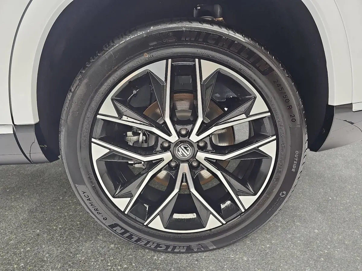 MG S9 PLUG-IN-HYBRID MY26 PREMIUM