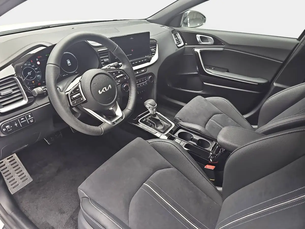 KIA XCEED 1.6 T-GDI 180 DCT GT-LINE MJ26 LEDER GLASDACH