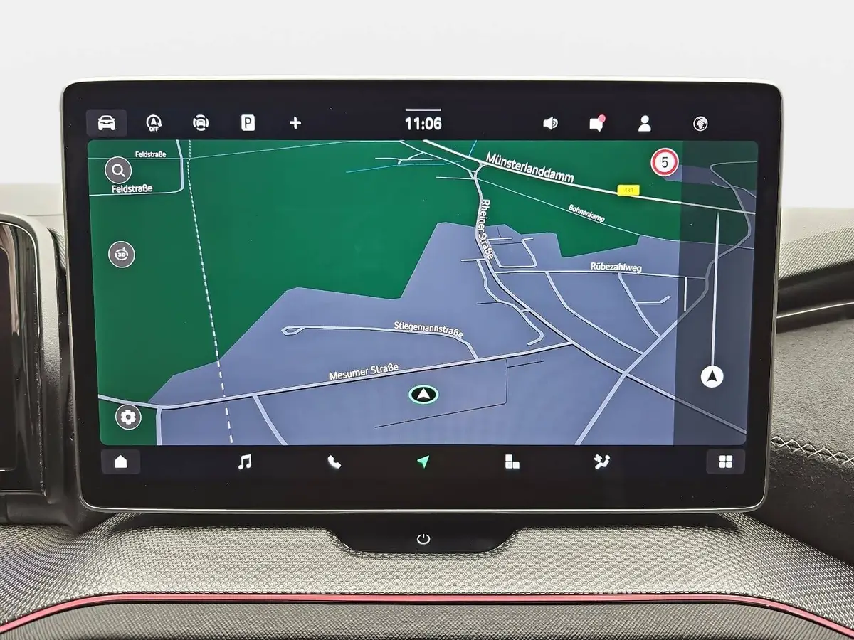SKODA KODIAQ 2.0 TDI DSG SPORTLINE 4X4 NAVI LED ACC PANO 7S AHK