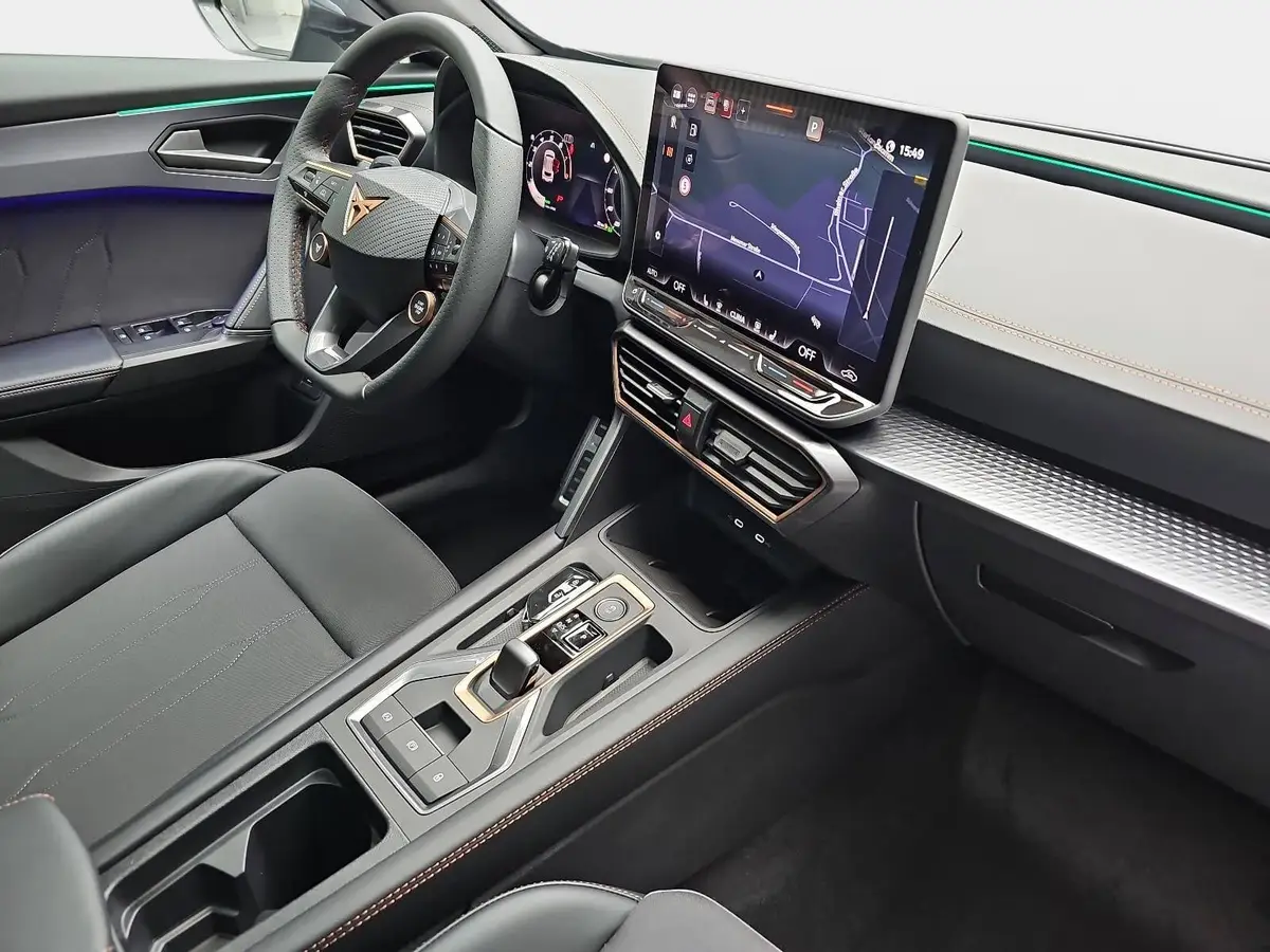 CUPRA FORMENTOR 1.5 ETSI DSG NAVI LED-HD ACC PANO WINTER KAMERA AH