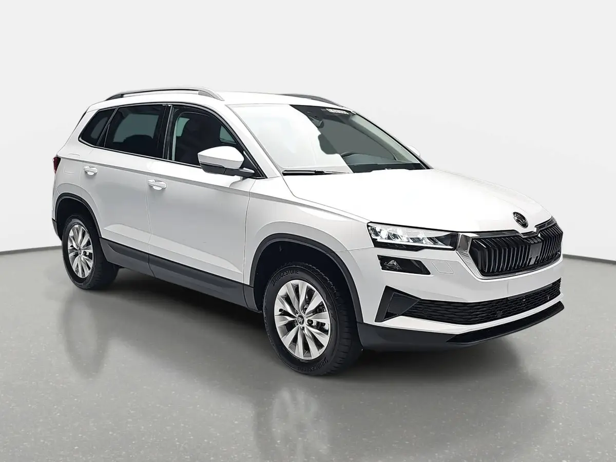 SKODA KAROQ 1.5 TSI DSG 130 JAHRE LED AHK LM