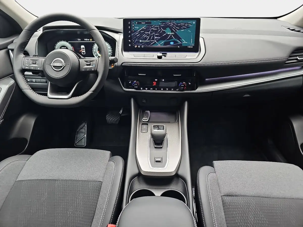 NISSAN QASHQAI 1.3 DIG-T XTRONIC N-CONNECTA PANO WINTER