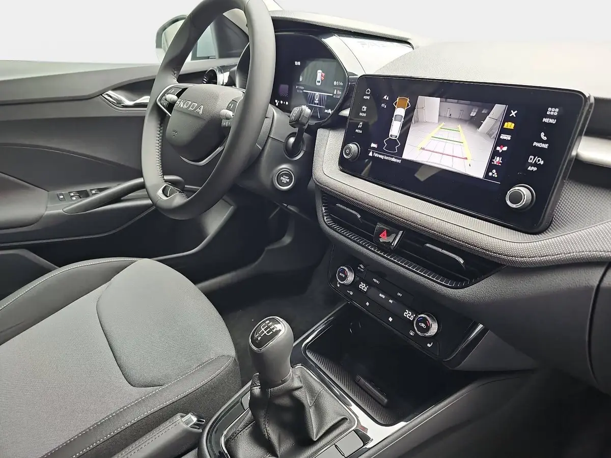 SKODA FABIA 1.0 TSI KLIMAAUTO LED SITZH. KAMERA