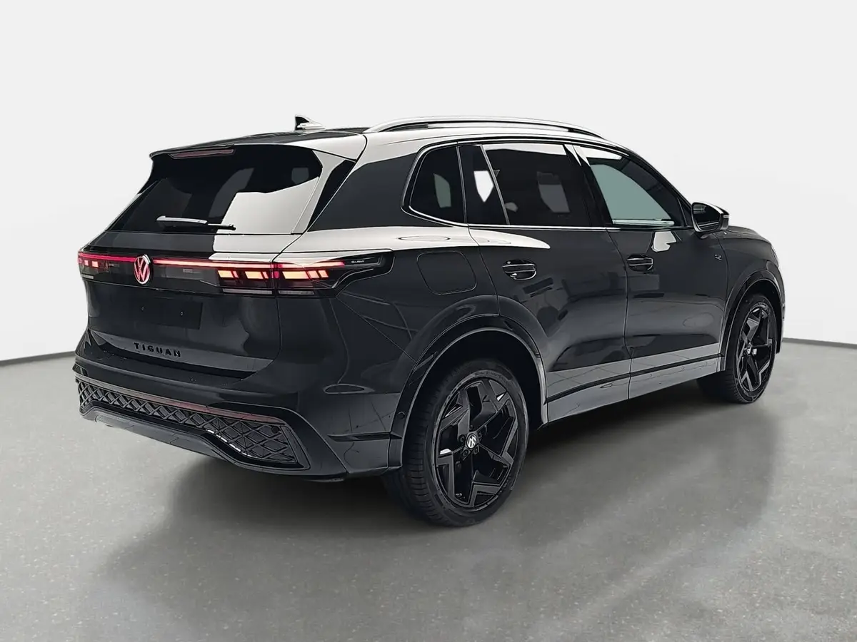VW TIGUAN 2.0 TDI DSG R-LINE NAVI LED PANO