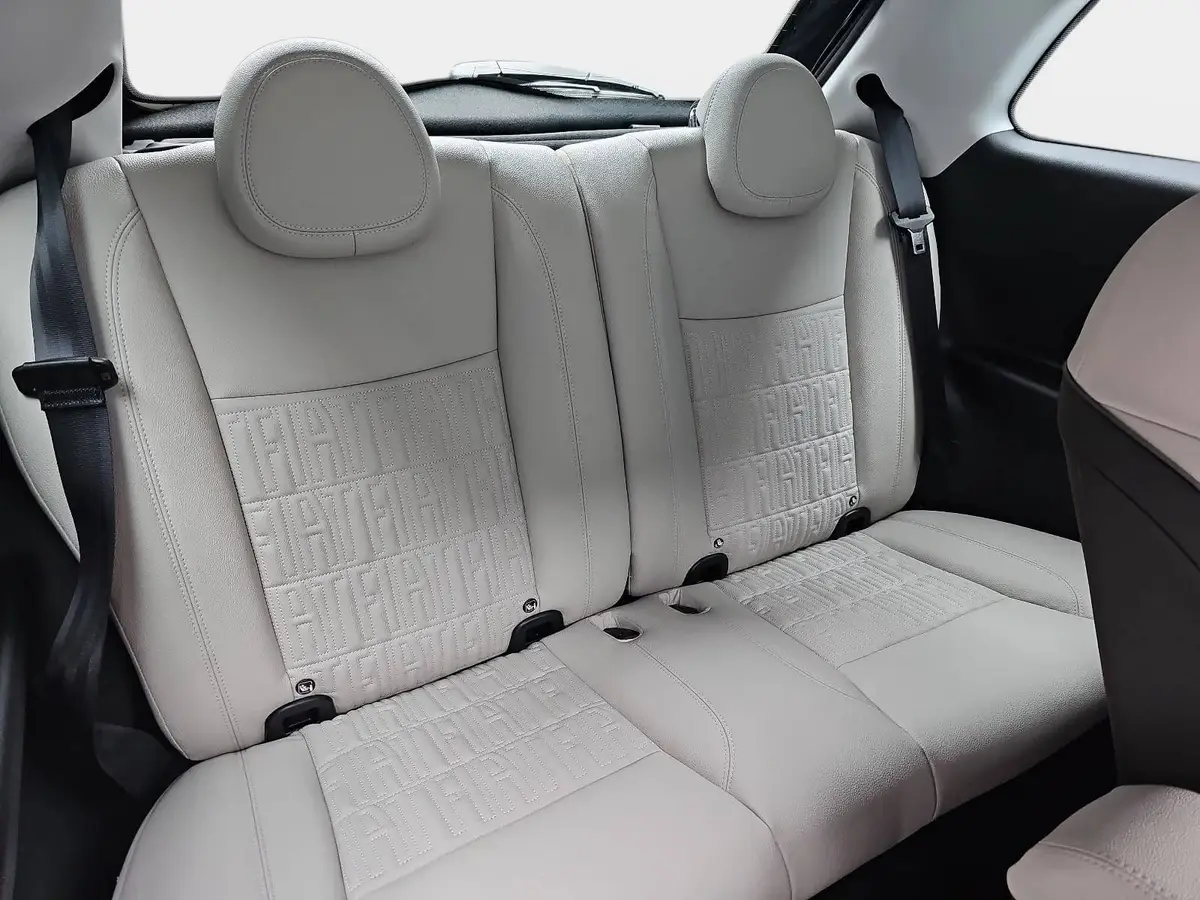 FIAT 500E ELEKTRO 42 KWH LA PRIMA