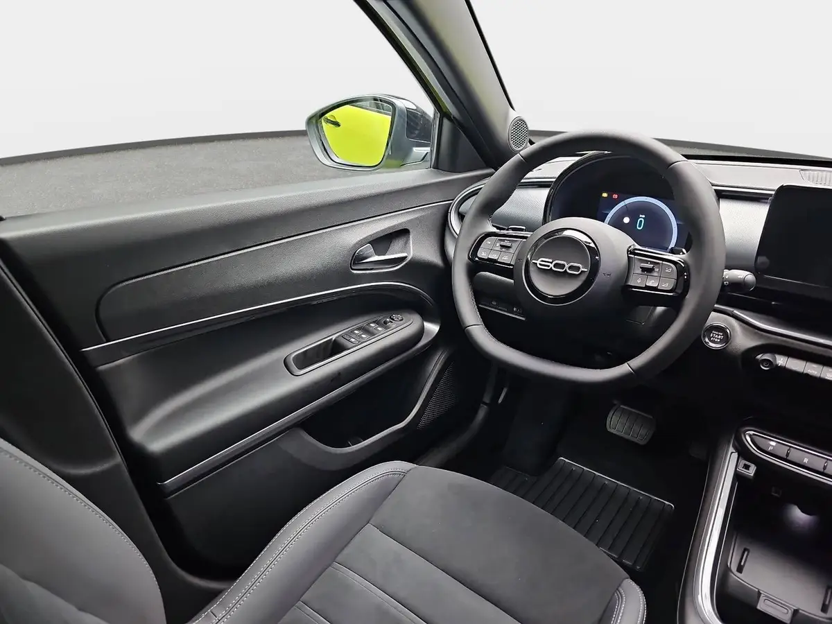 FIAT 600 1.2 T3 HYBRID DCT SPORT MJ26 NAVI