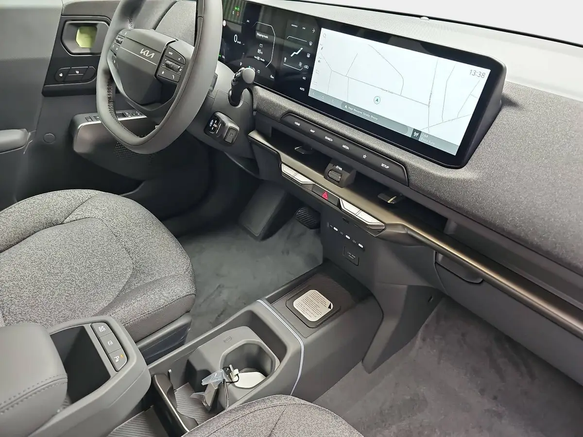 KIA EV2 42.2 KWH EARTH MJ27 4SITZE WINTER-CONNECT TECHNOLOGY DRIVEWISE-PARK