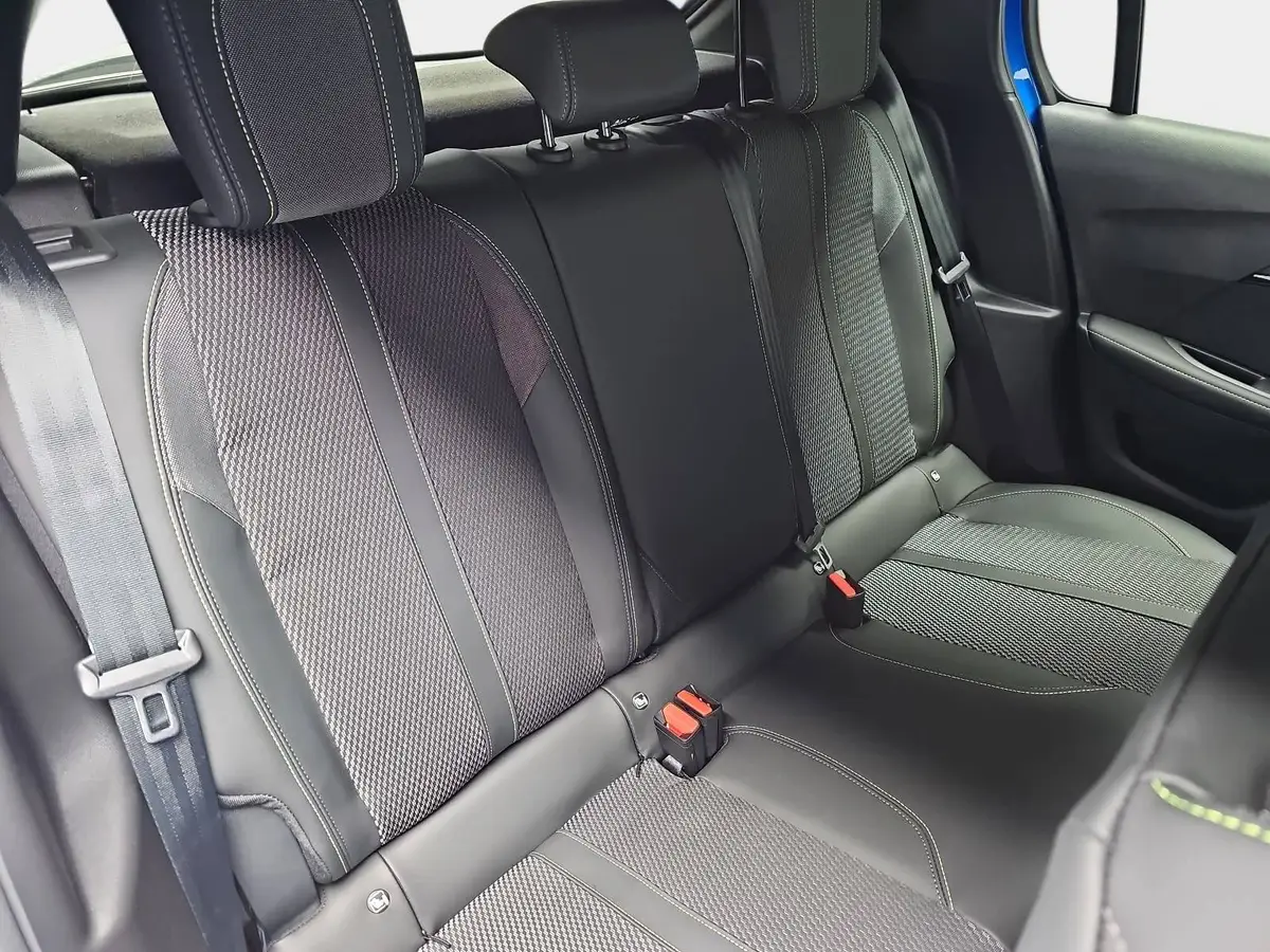 PEUGEOT 208 1.2 HYBRID 110 E-DSC6 GT KLIMA LED MIRROR-SCREEN K