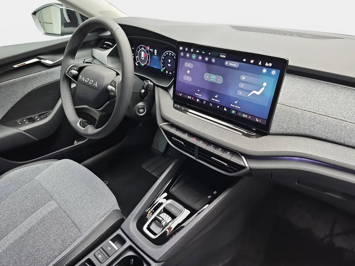 SKODA OCTAVIA COMBI 1.5 TSI ETEC DSG SELECTION NAVI LED ACC WINTER KA