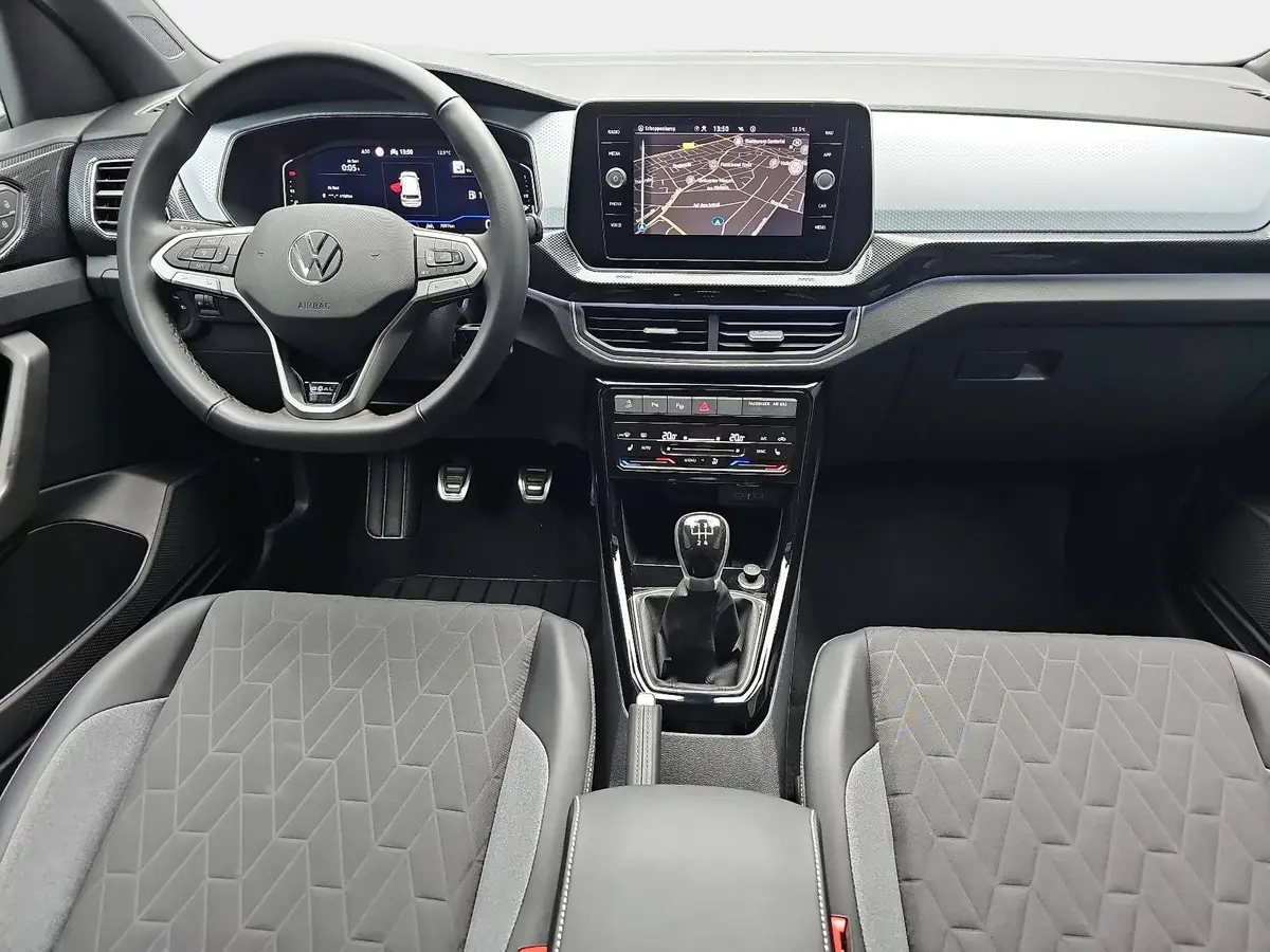 VW T-CROSS 1.0 TSI GOAL NAVI LED KLIMAAUTO ACC P-ASSIST WINTE