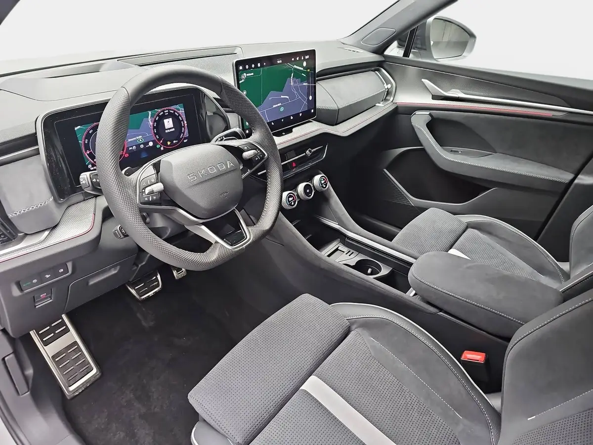 SKODA KODIAQ 2.0 TDI DSG SPORTLINE 4X4 NAVI LED ACC HUD 7-SITZE