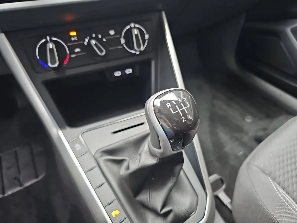 VW POLO 1.0 TSI LIFE LED KLIMA APP-CONNECT SICHT PDC KAMER