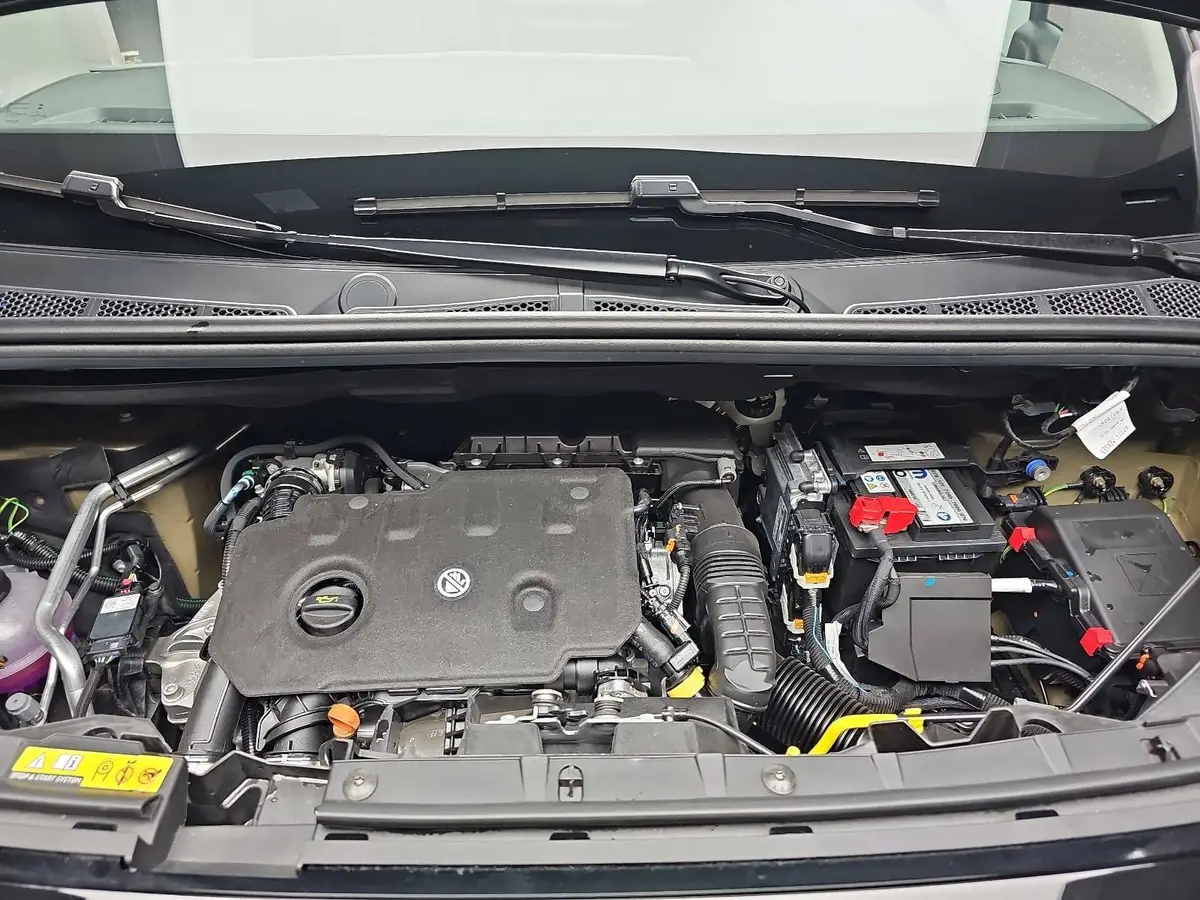 PEUGEOT RIFTER BLUEHDI 130 CV EAT8 GT L2 7-S NAVI LED AHK LM