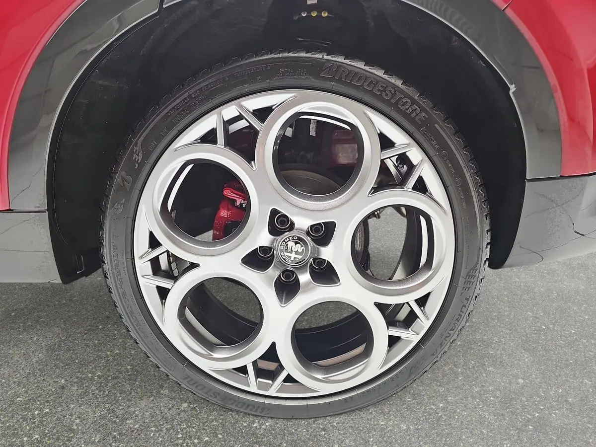 ALFA ROMEO TONALE 1.5T 48V-HYBRID 15KW SPECIALE