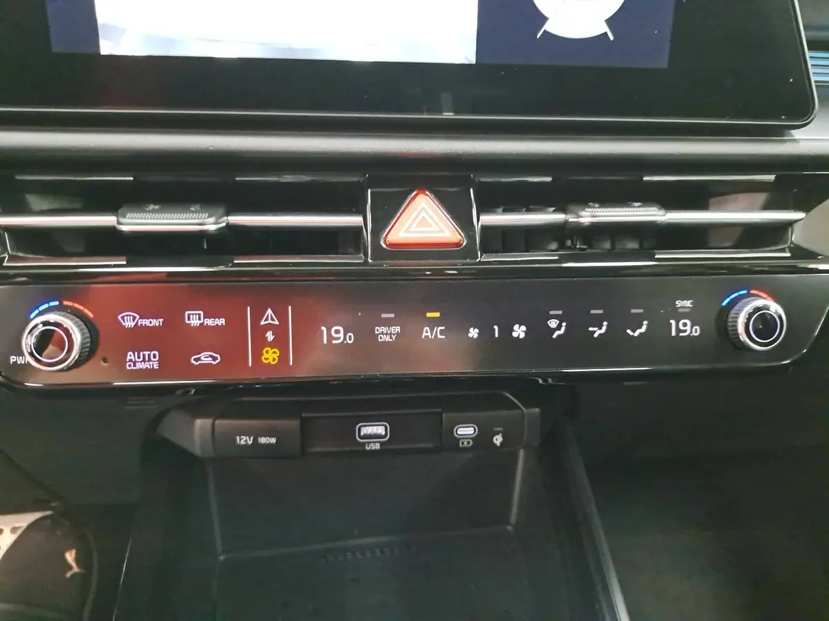KIA NIRO 1.6 PLUG-IN HYBRID SPIRIT LED WINTER