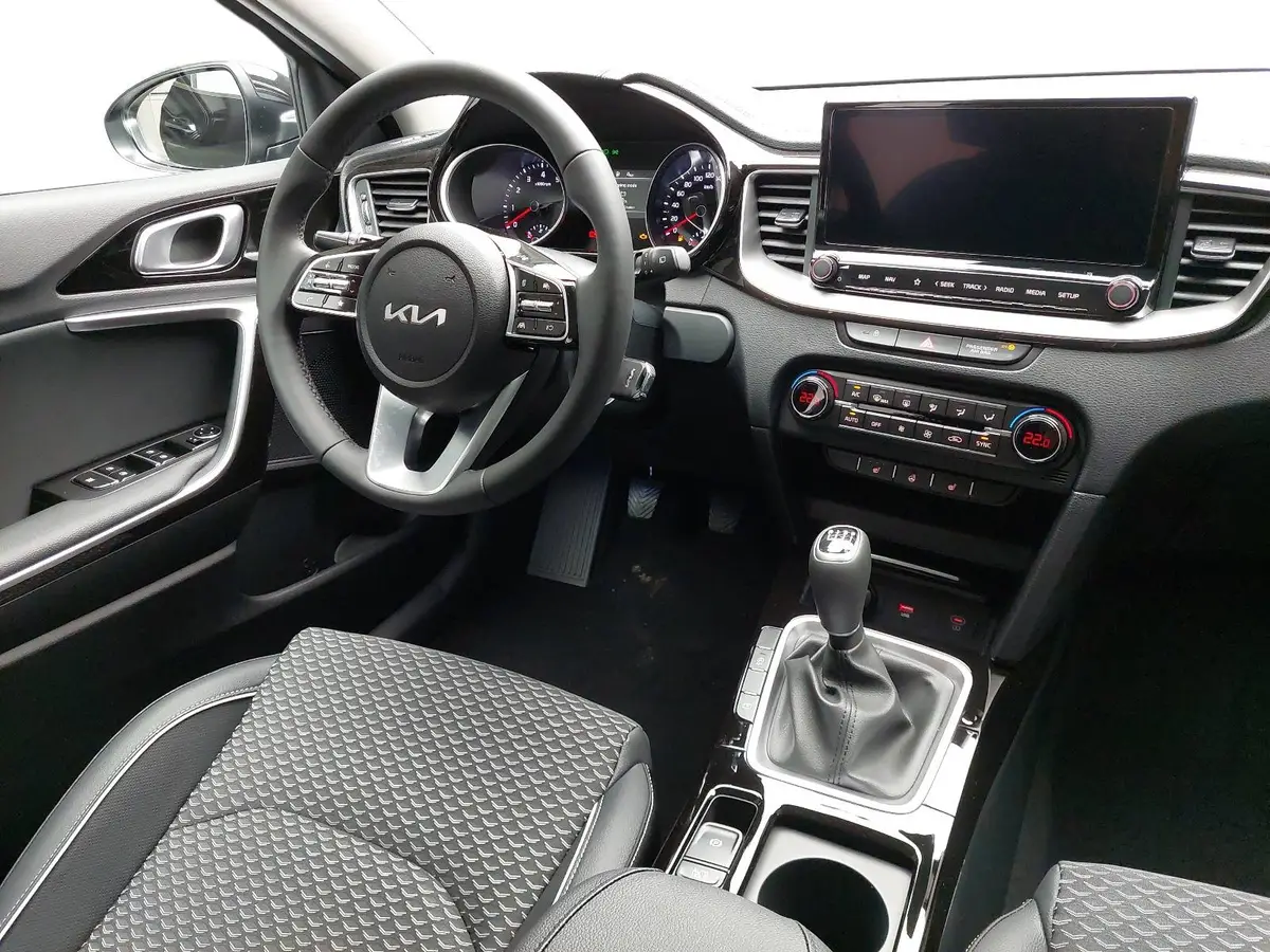 KIA XCEED 1.0 T-GDI VISION KOMFORT LED