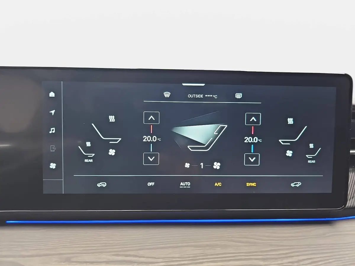 KGM ACTYON 1.5 T-GDI 2WD LUX AUTOMATIK