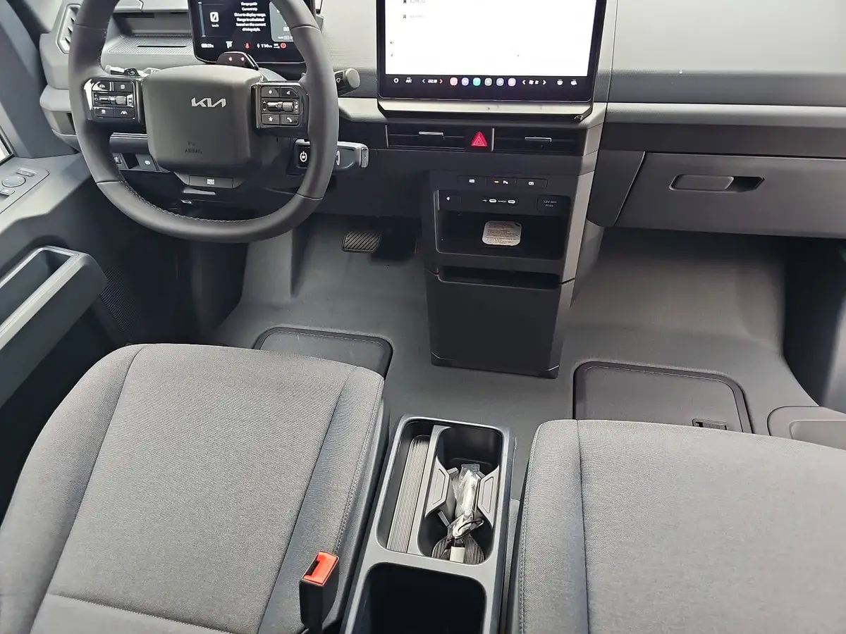 KIA PV5 CARGO L2H1 3T 71.2 KWH PLUS MJ26 WÄRMEPUMPE ALLWETTERREIFEN