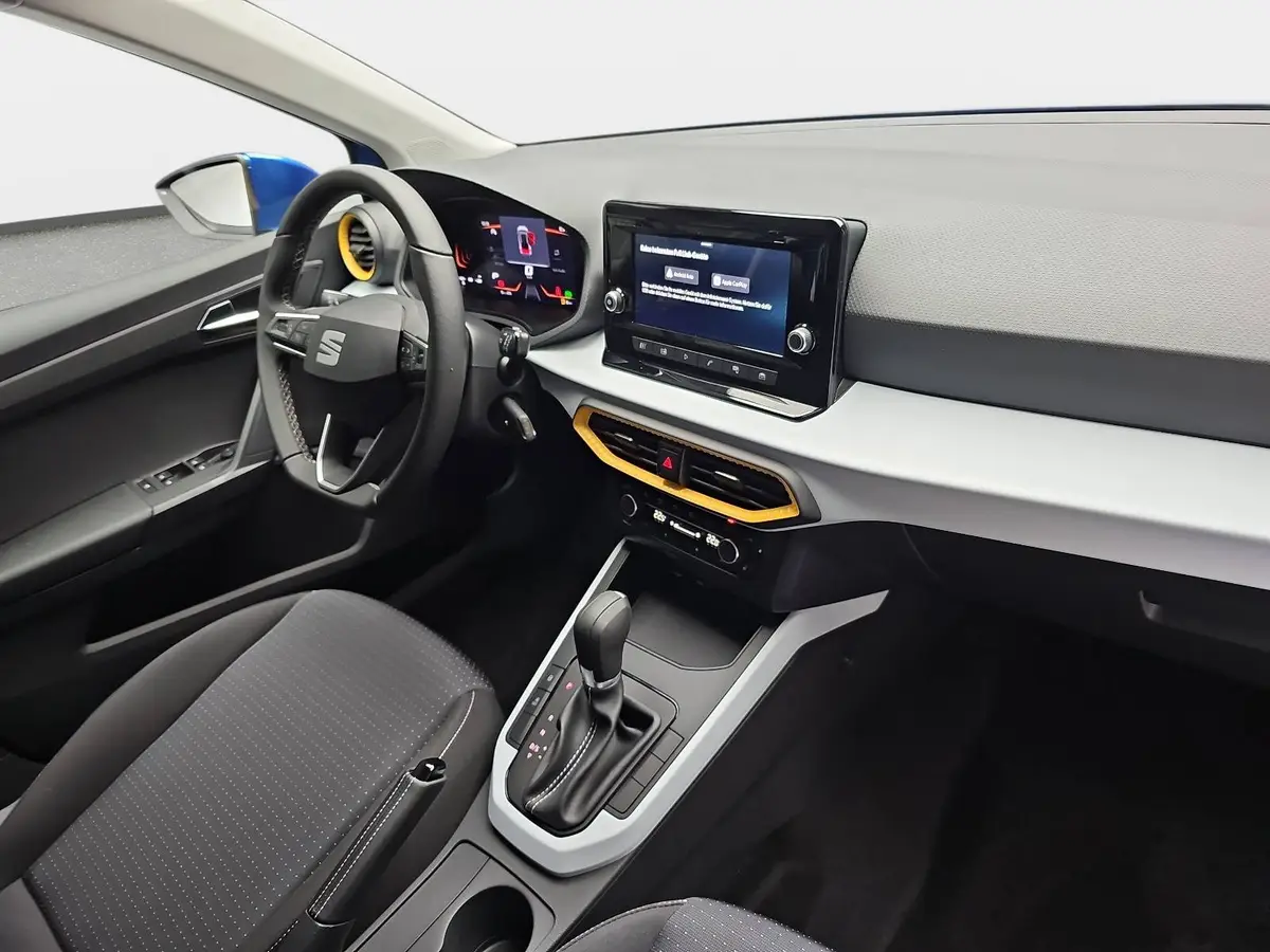 SEAT ARONA 1.0 TSI DSG STYLE LED KLIMAAUTO SMARTLINK PDC LM16