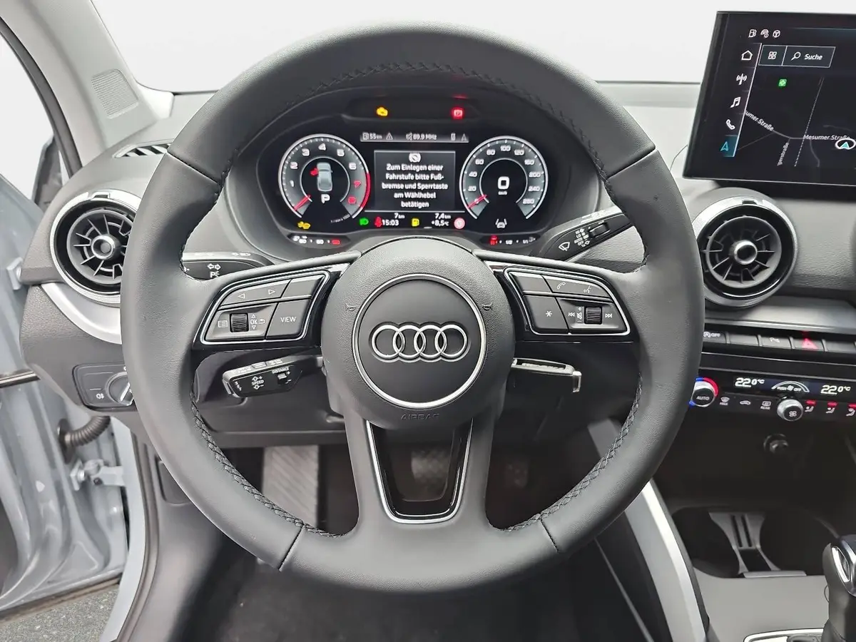AUDI Q2 35 TFSI S-TRONIC S LINE NAVI LED ACC EL.HECKKL. WI