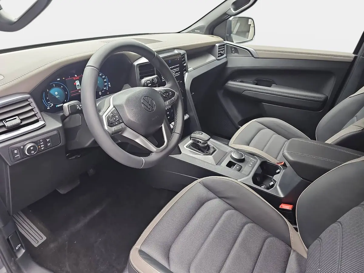 VW AMAROK 3.0 TDI AUTO. DOKA AVENTURA 4M NAVI LEDI AHK LM21