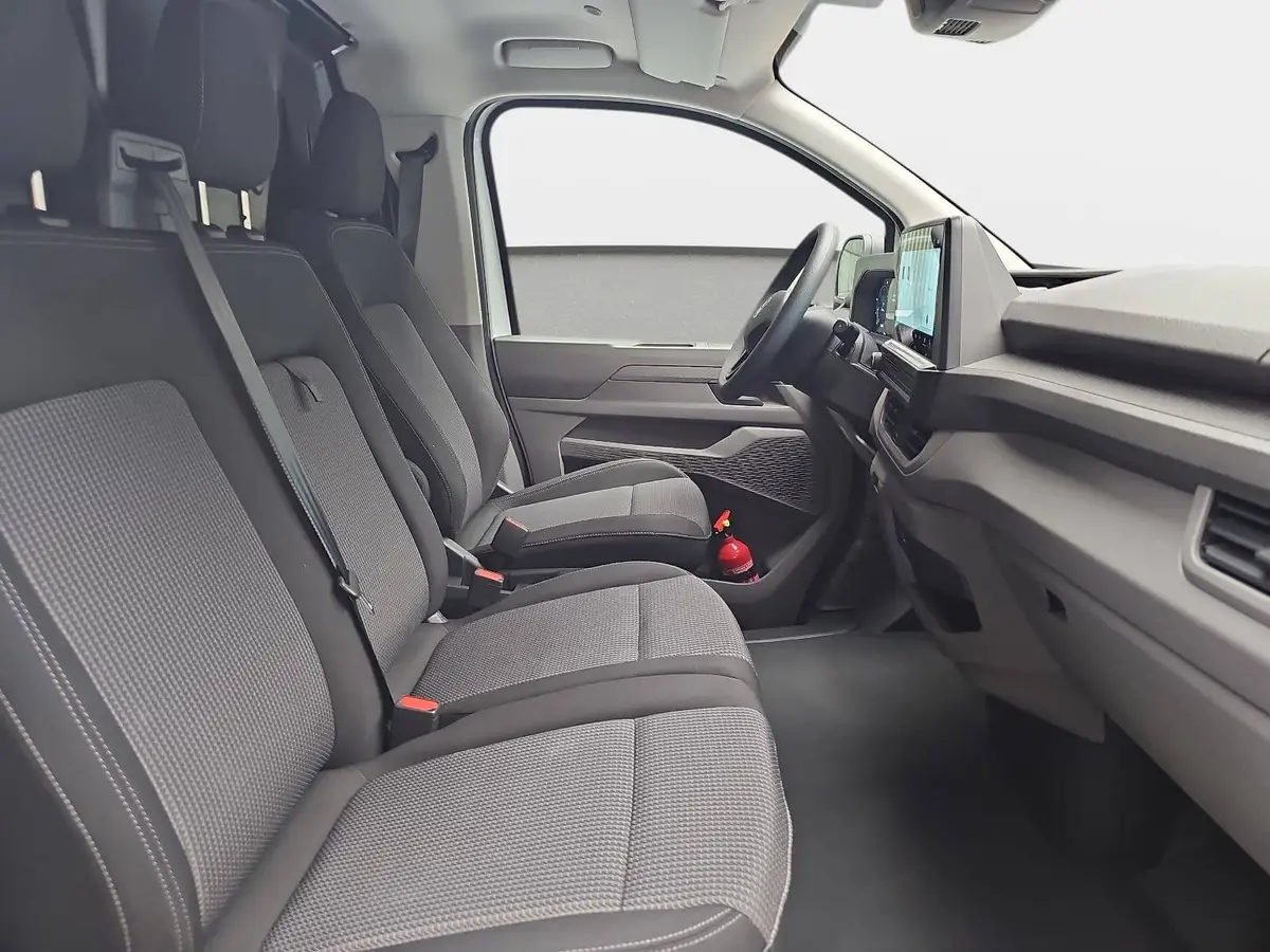 VW T7 TRANSPORTER 2.0 TDI DSG KASTEN L2H1 LED