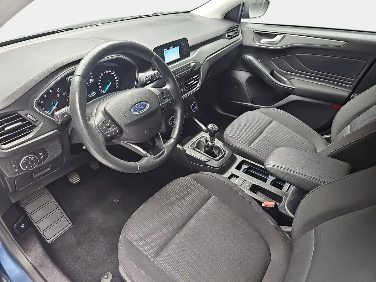 FORD FOCUS 1.0 EB TURNIER TREND KLIMA DAB LED