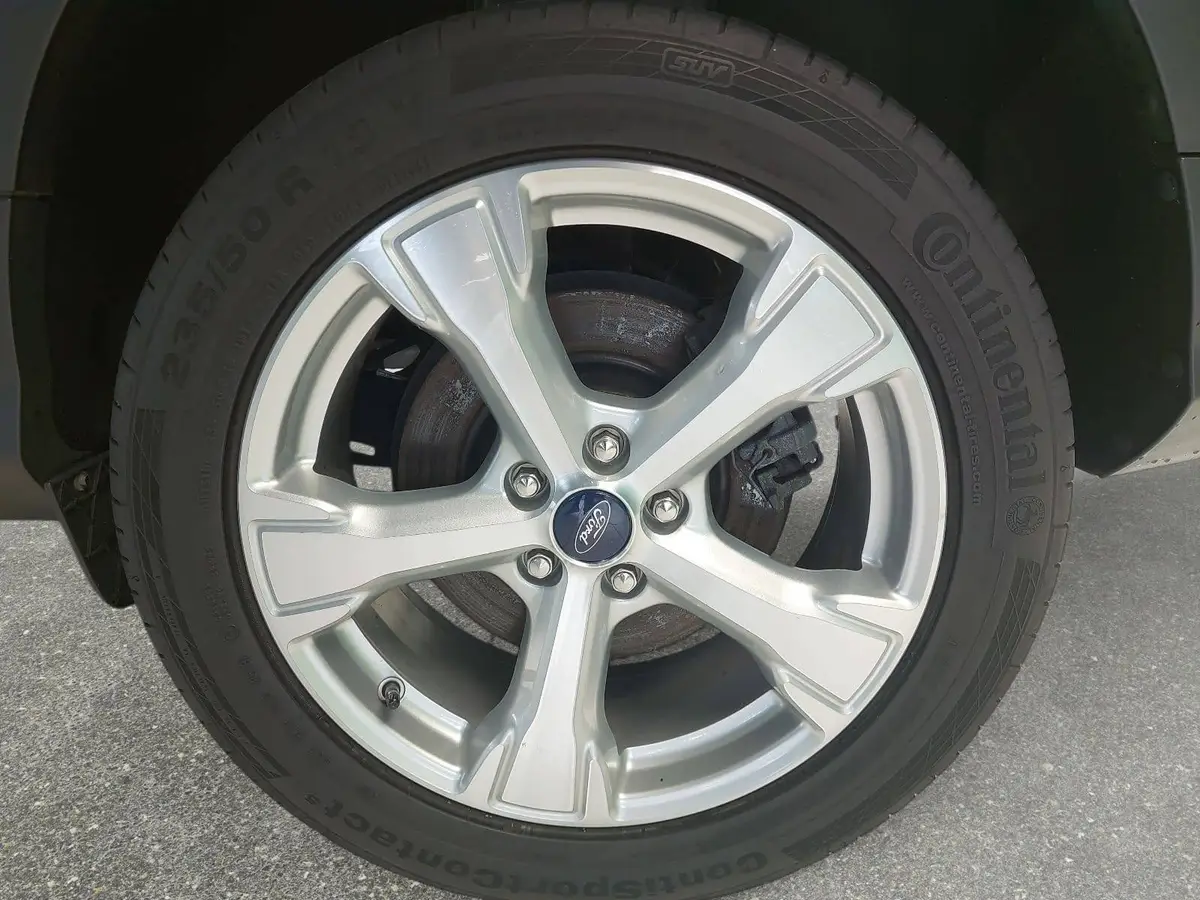 FORD KUGA 1.5 ECOBOOST TITANIUM 4X2 STANDHEIZ KAMERA 8FACH
