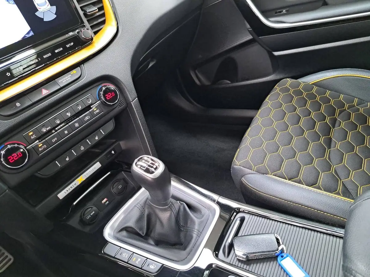 KIA XCEED 1.4 T-GDI LAUNCH EDITION MJ20 GLASDACH